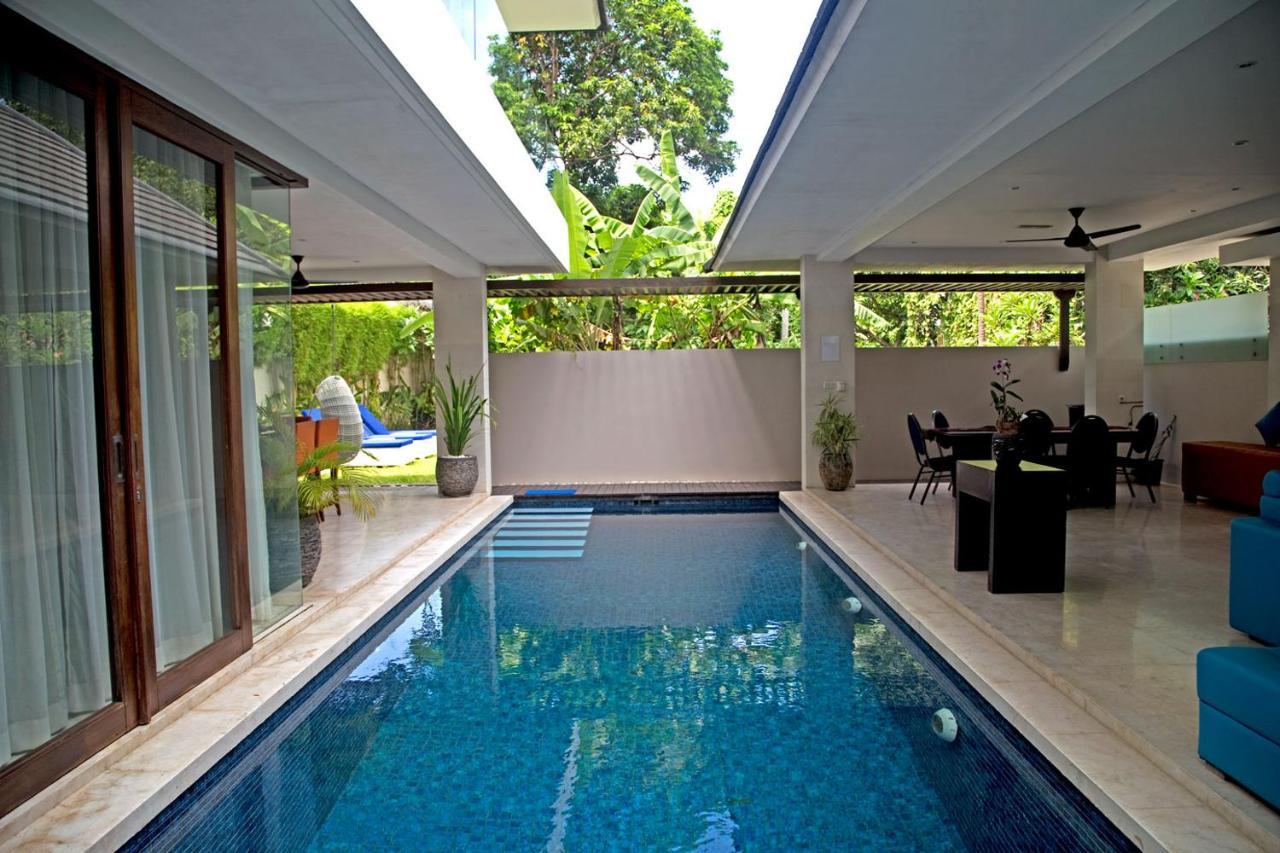 Indi Villas - The Bhadra Villa Seminyak Esterno foto
